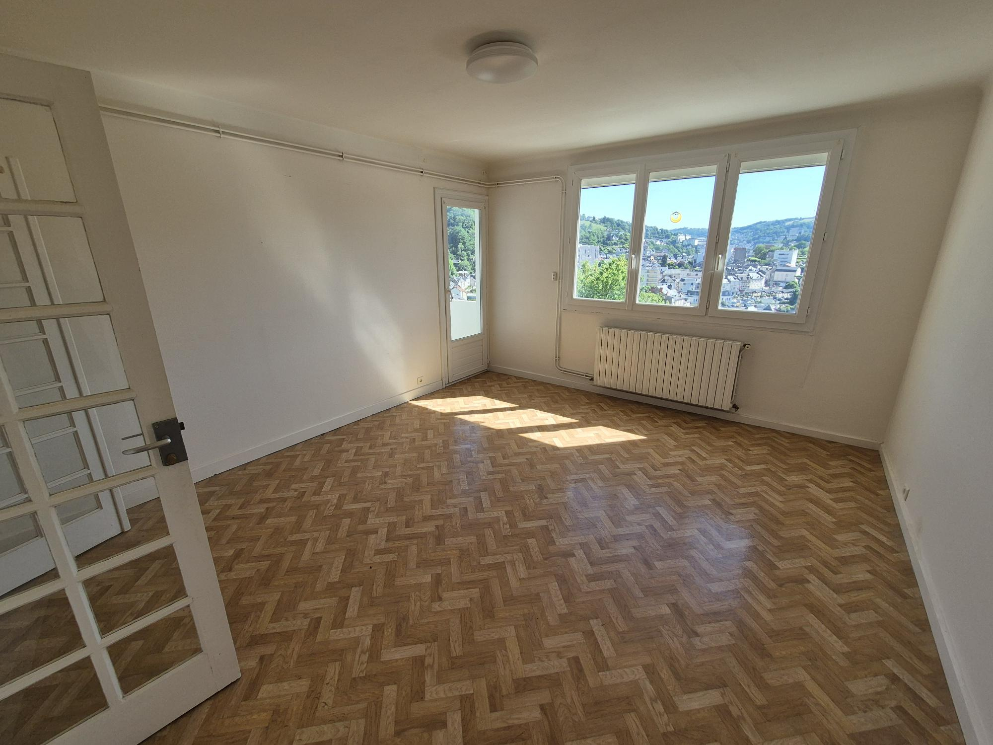 TULLE   Appartement T4 lumineux avec balcon et cave
